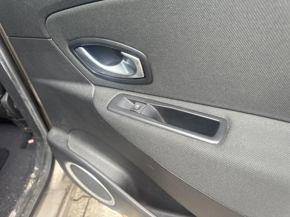 Renault Scenic 3 original T&uuml;r hinten rechts DQ44 Bleu Odyssee Metallic Rohbau Bj.2009